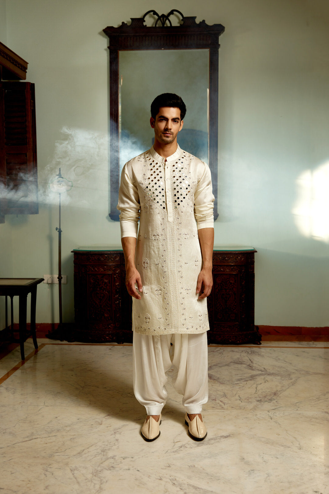 DANIYAL KURTA