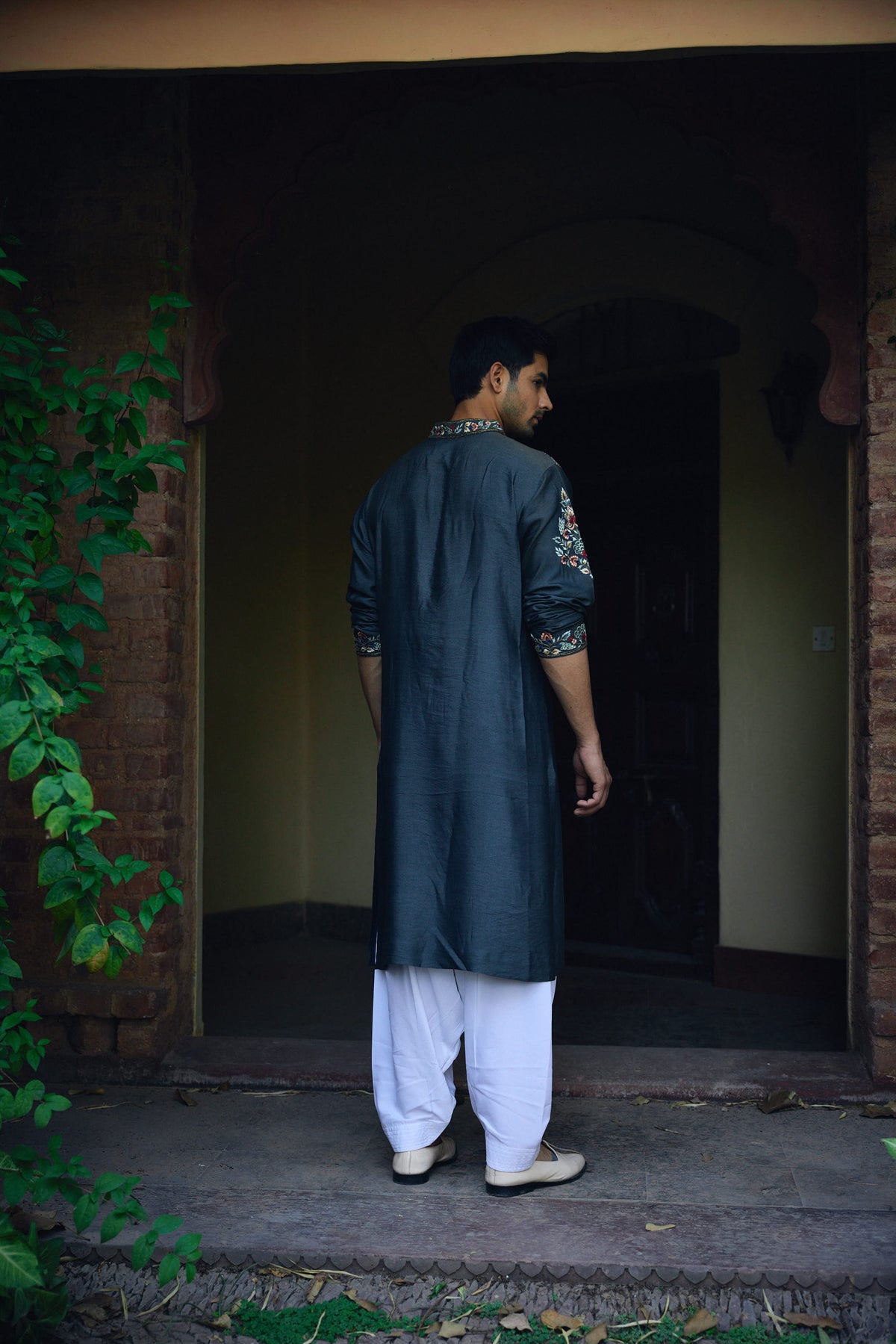 Asirgarh Kurta