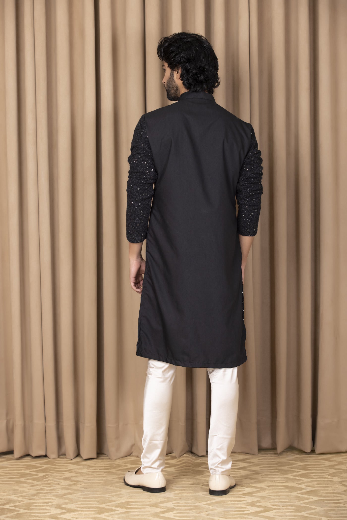 UMAIR KURTA (BLACK)