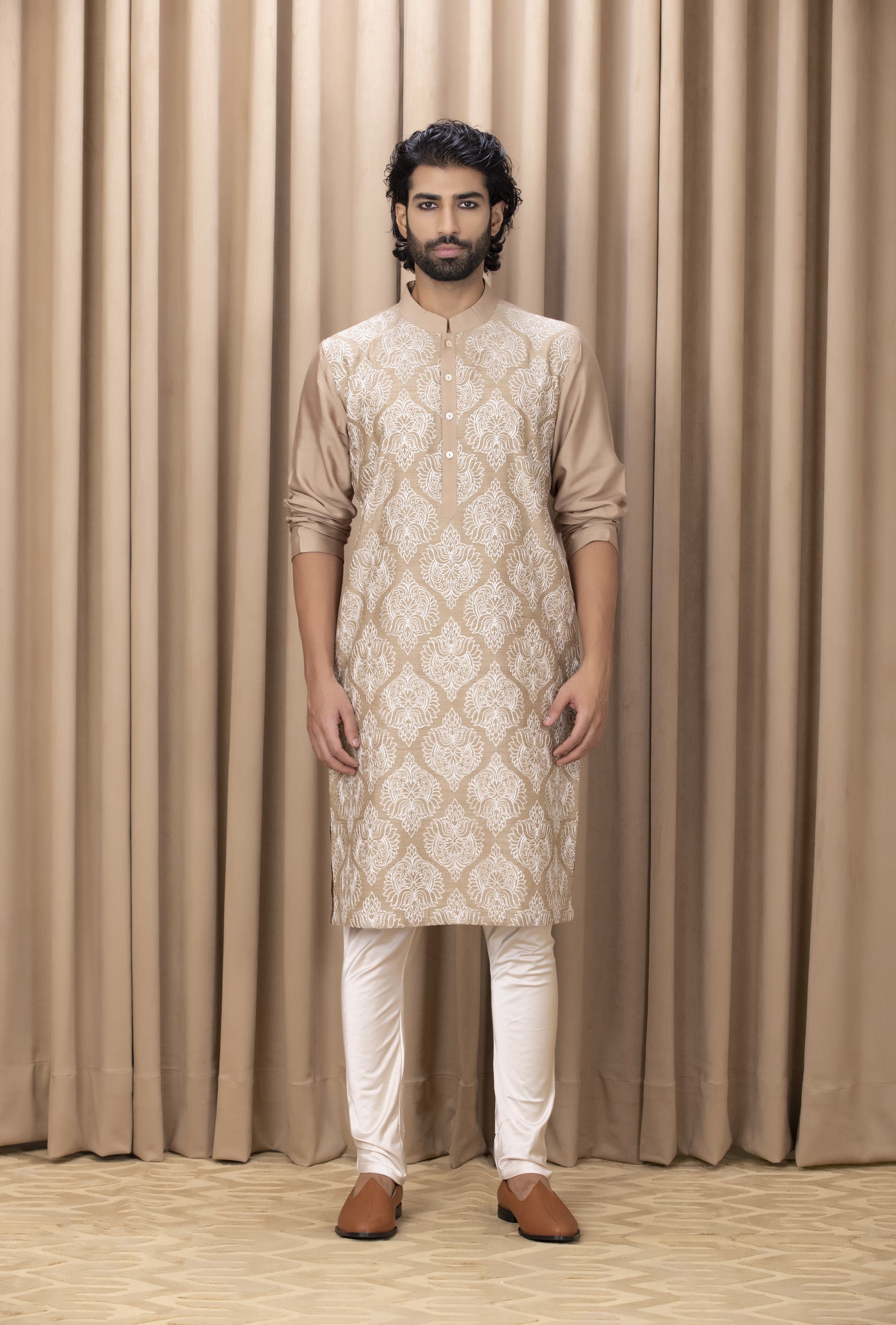 AARYAN KURTA