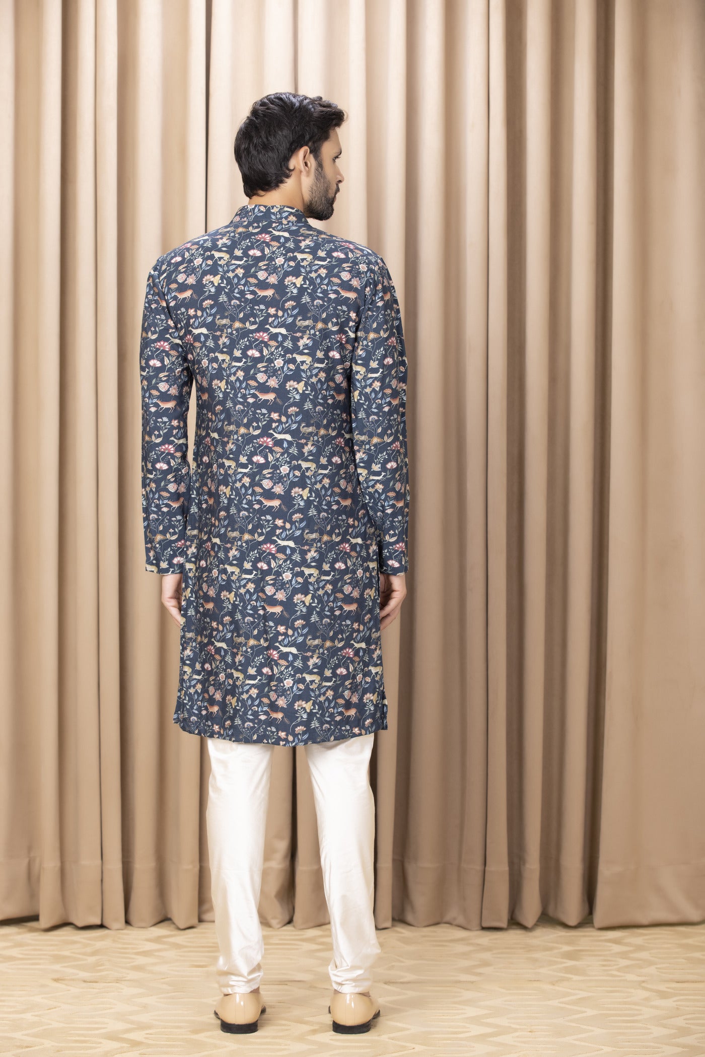 AMAANI KURTA (NAVY)